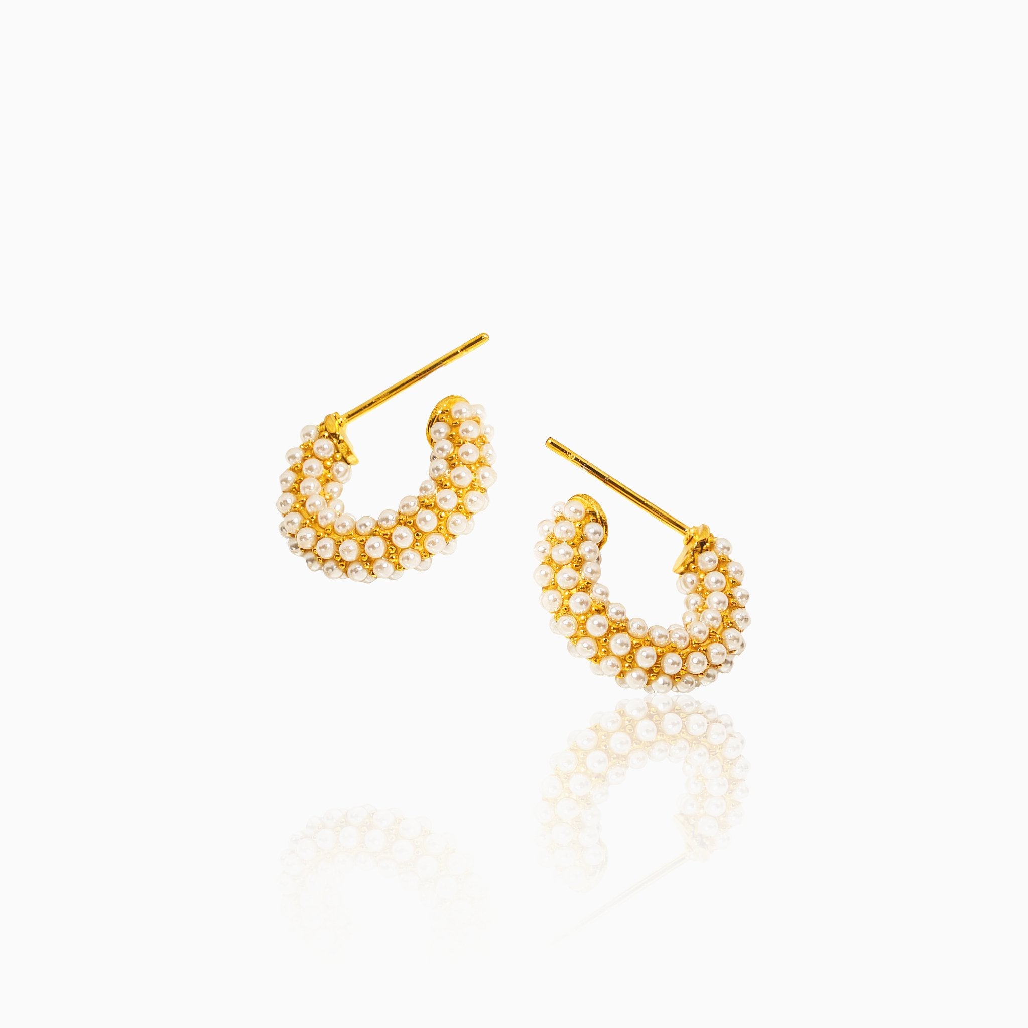 C-Shaped Earrings Encrusted with Pearls - Nobbier - Earrings - 18K Gold And Titanium PVD Coated Jewelry