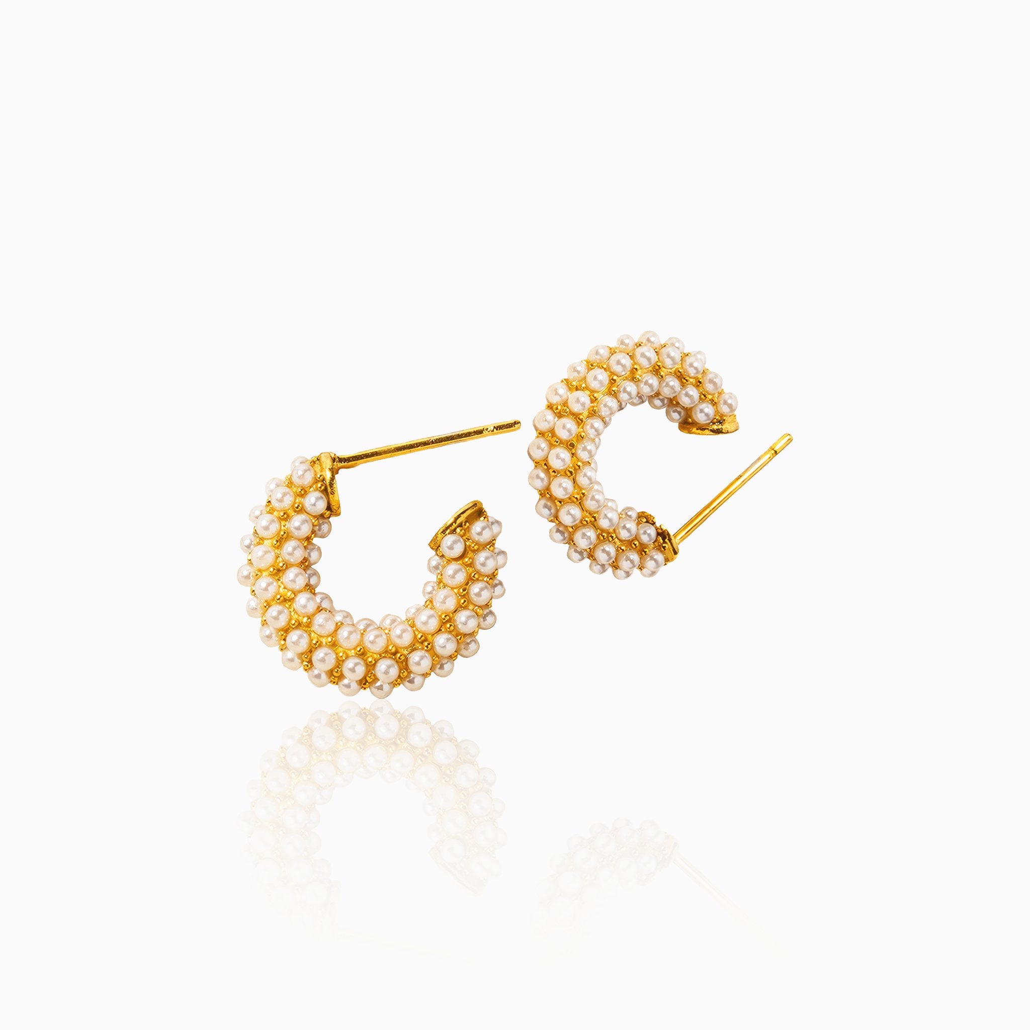C-Shaped Earrings Encrusted with Pearls - Nobbier - Earrings - 18K Gold And Titanium PVD Coated Jewelry