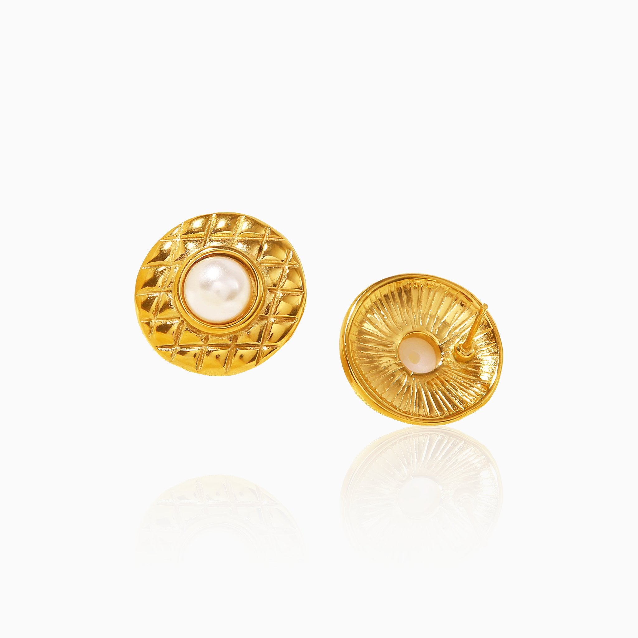 Diamond-Pattern Pearl Earrings - Nobbier - Earrings - 18K Gold And Titanium PVD Coated Jewelry