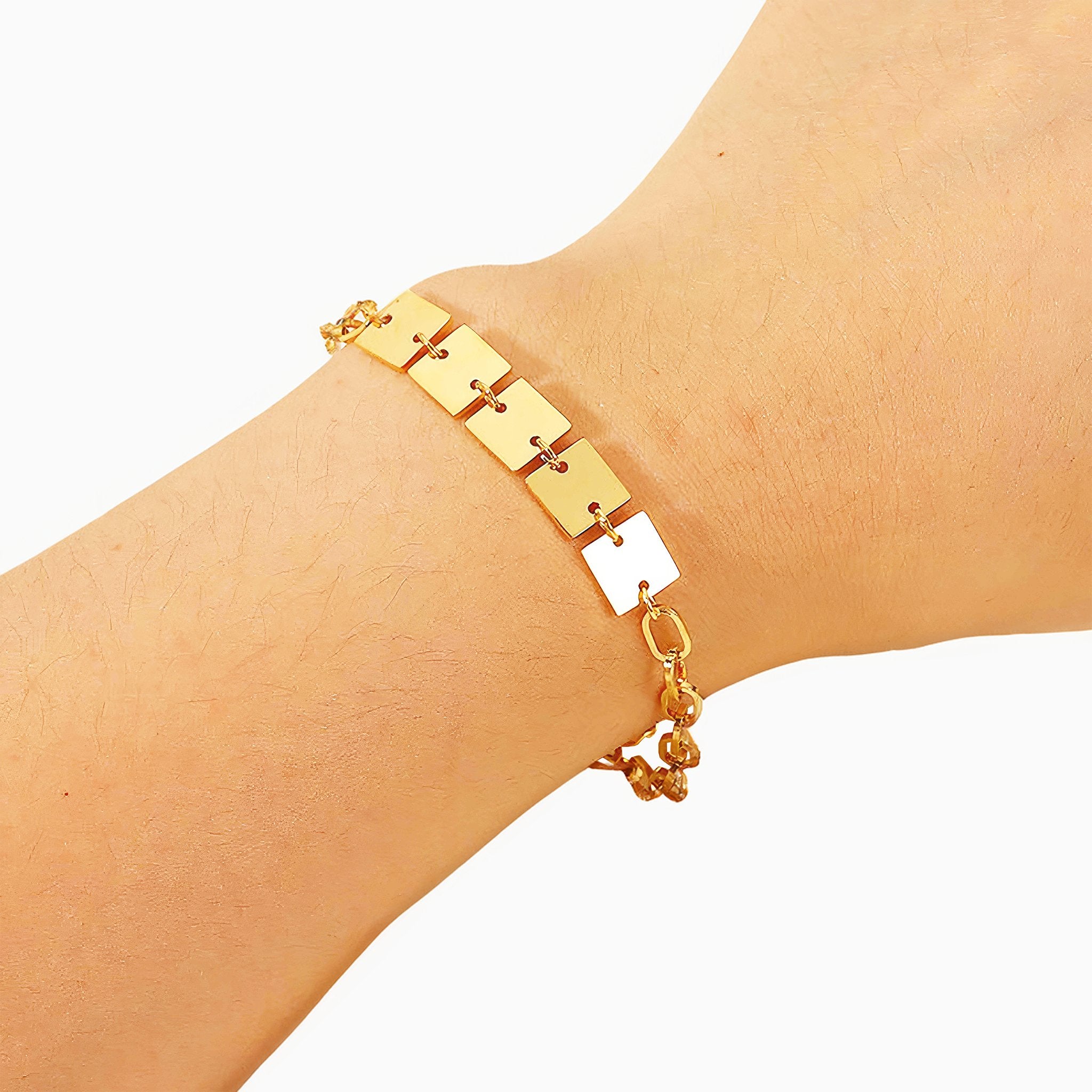 Elegant Square Chain Bracelet - Nobbier - Bracelet - 18K Gold And Titanium PVD Coated Jewelry