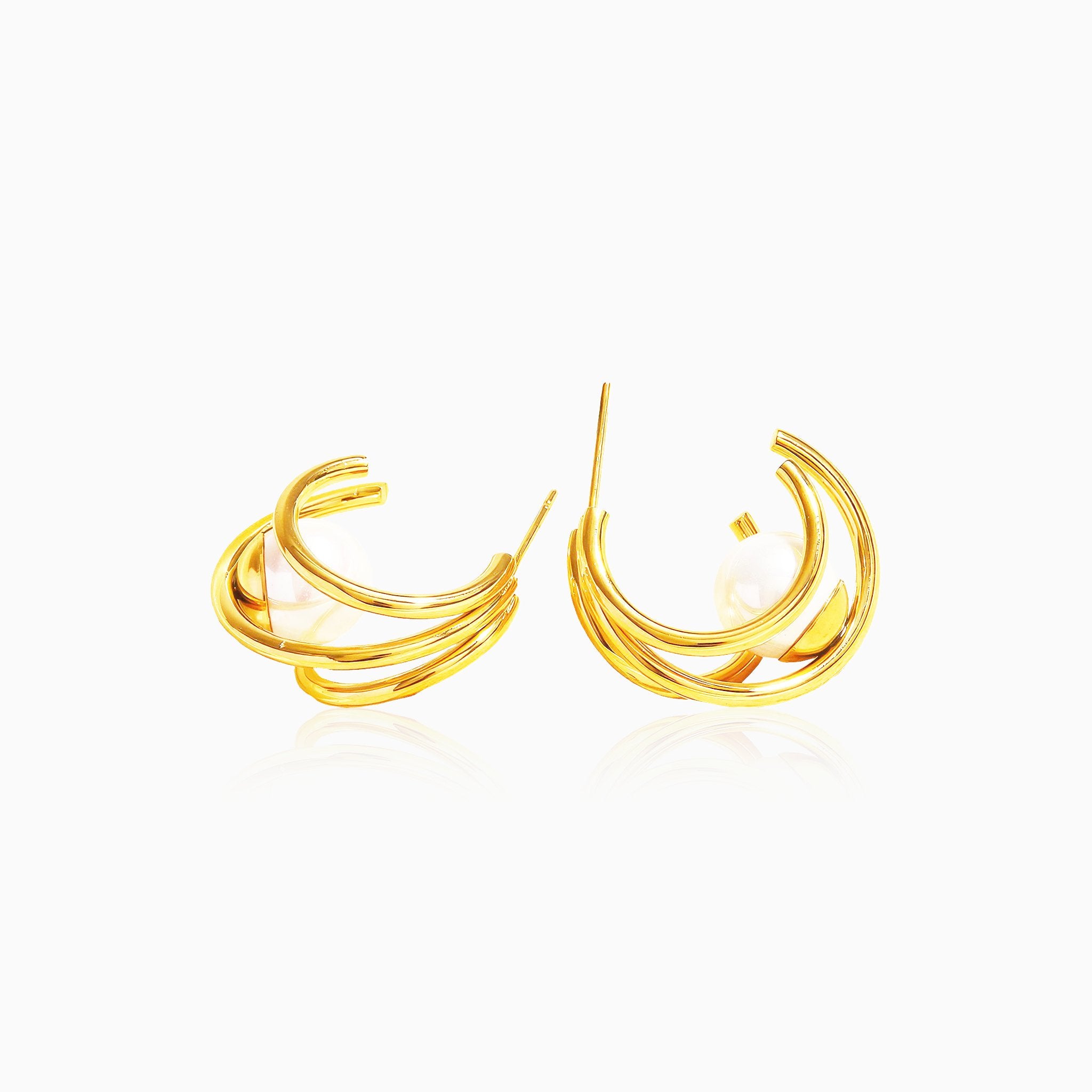 Pearl C-Shape Earrings - Nobbier - Earrings - 18K Gold And Titanium PVD Coated Jewelry