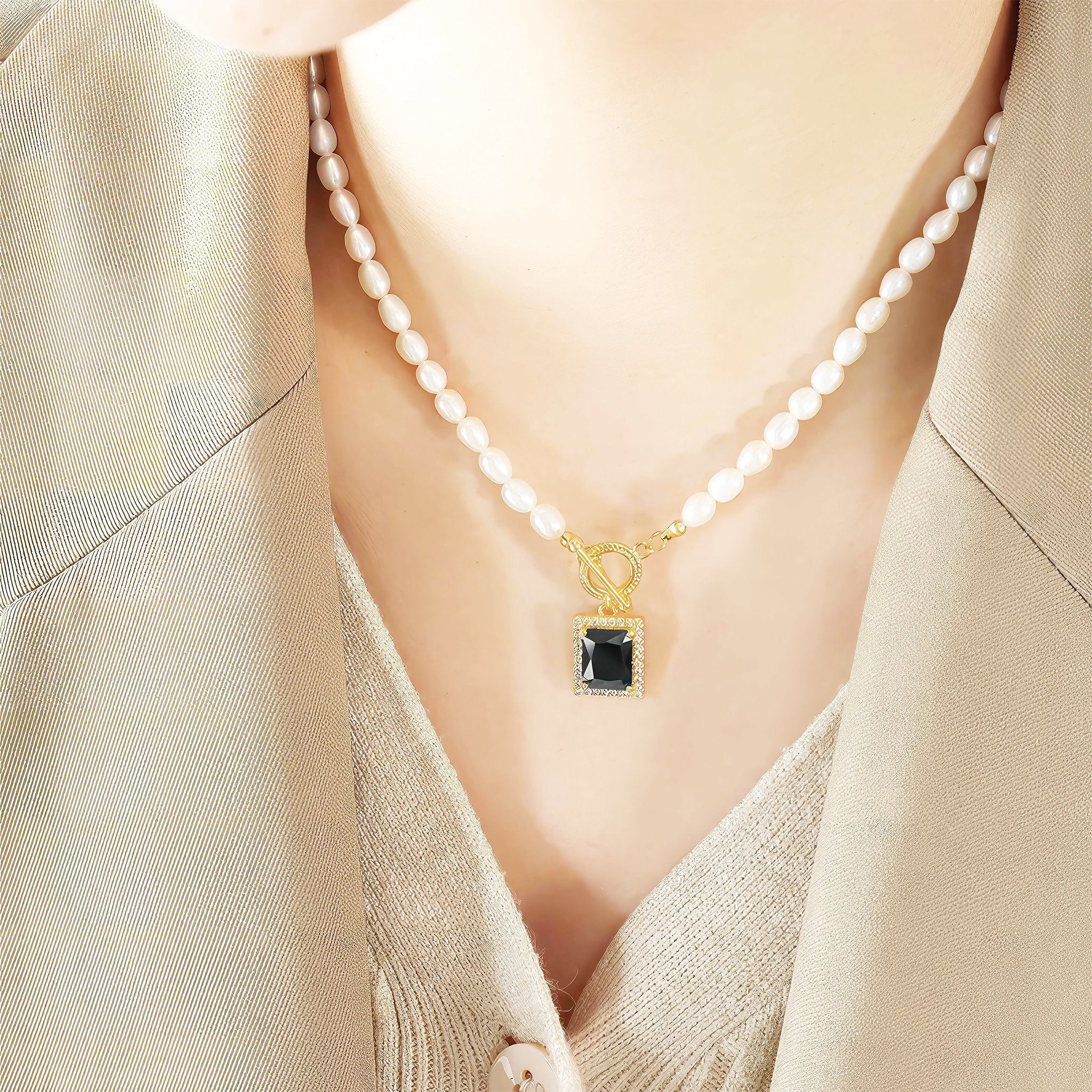 Pearl Chain Necklace with Square Gem Pendant - Nobbier - Necklace - 18K Gold And Titanium PVD Coated Jewelry