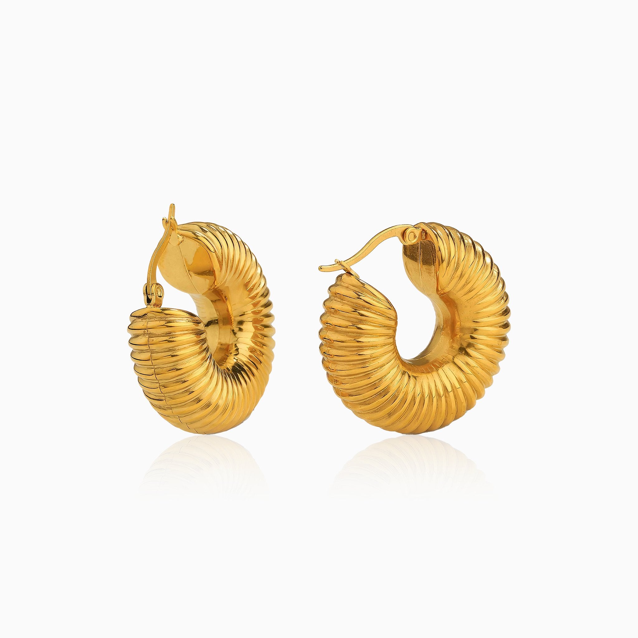 Textured Hoop Earrings - Nobbier - Earrings - 18K Gold And Titanium PVD Coated Jewelry