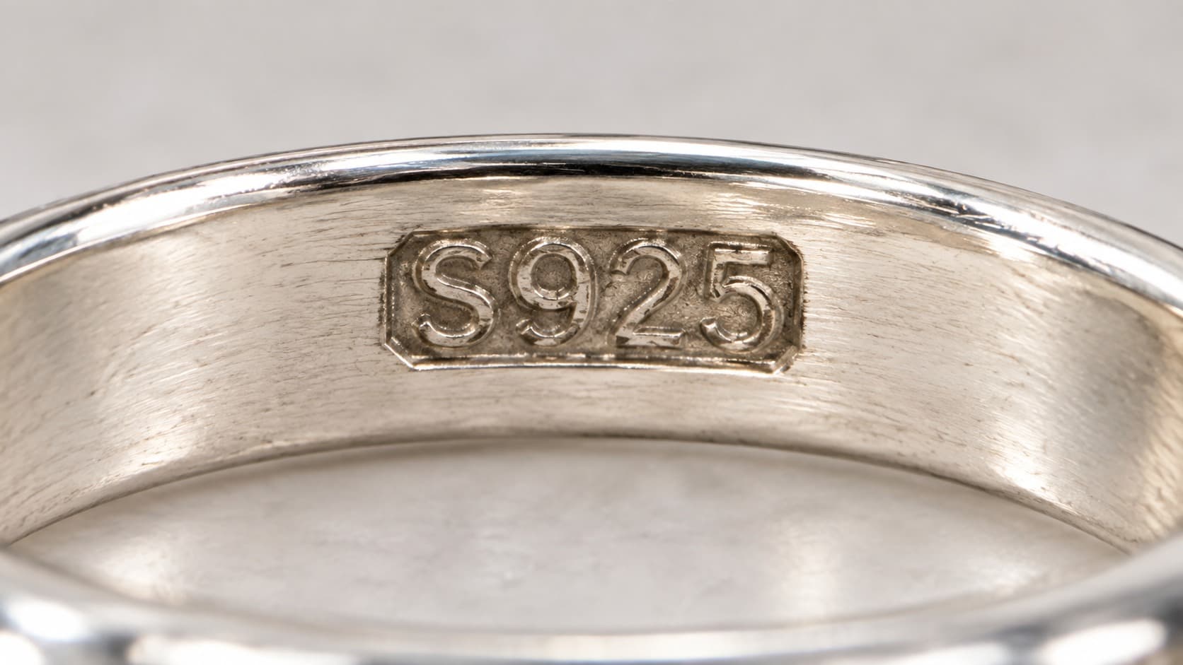 What Does 925 Stamp Mean on Jewelry - Sterling Silver