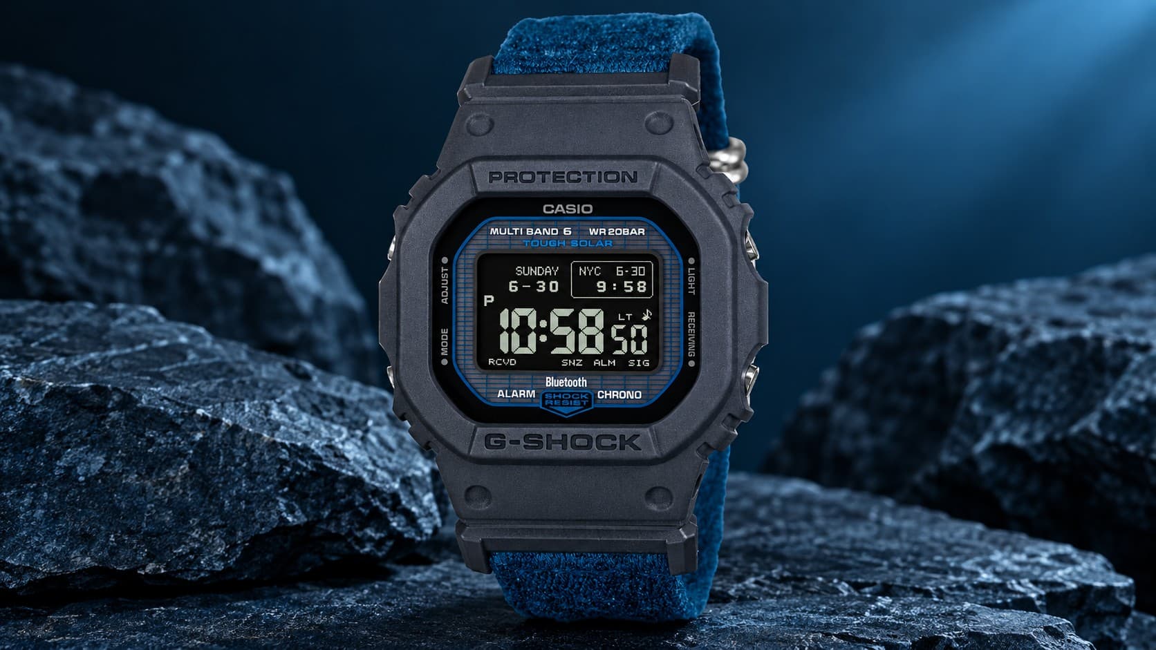 What Is a Digital Watch: History, Functions, and Advantages