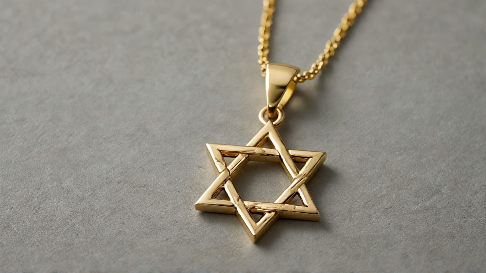 Star of David in Jewelry: History, Meaning, and Significance