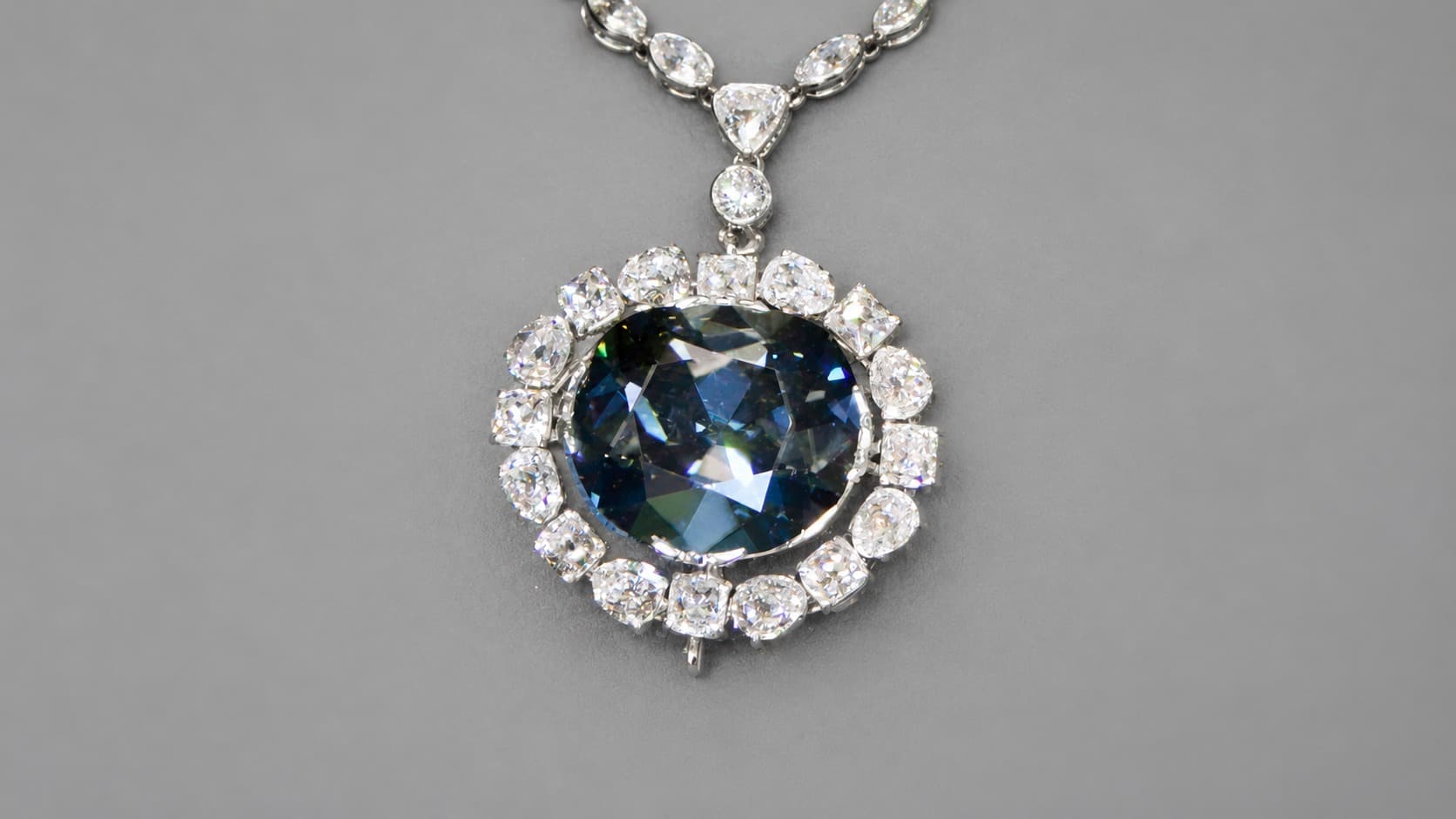 Hope Diamond necklace, the famous deep blue diamond