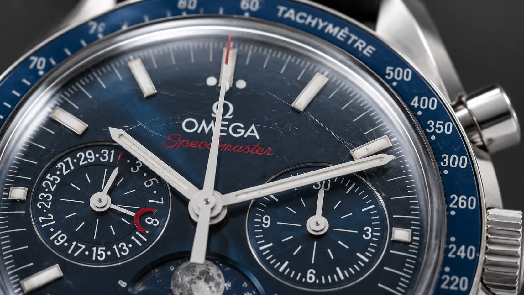 How to Remove Scratches From Watch Crystal