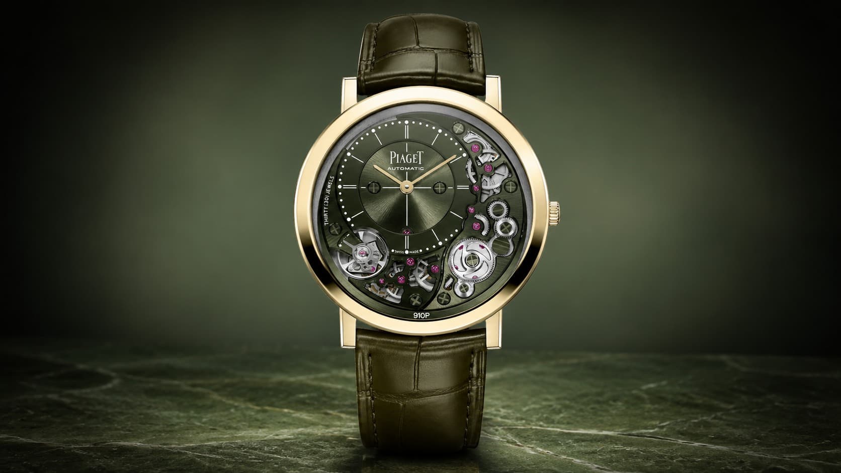 Piaget Altiplano Ultimate Automatic watch with green dial and 18K gold case