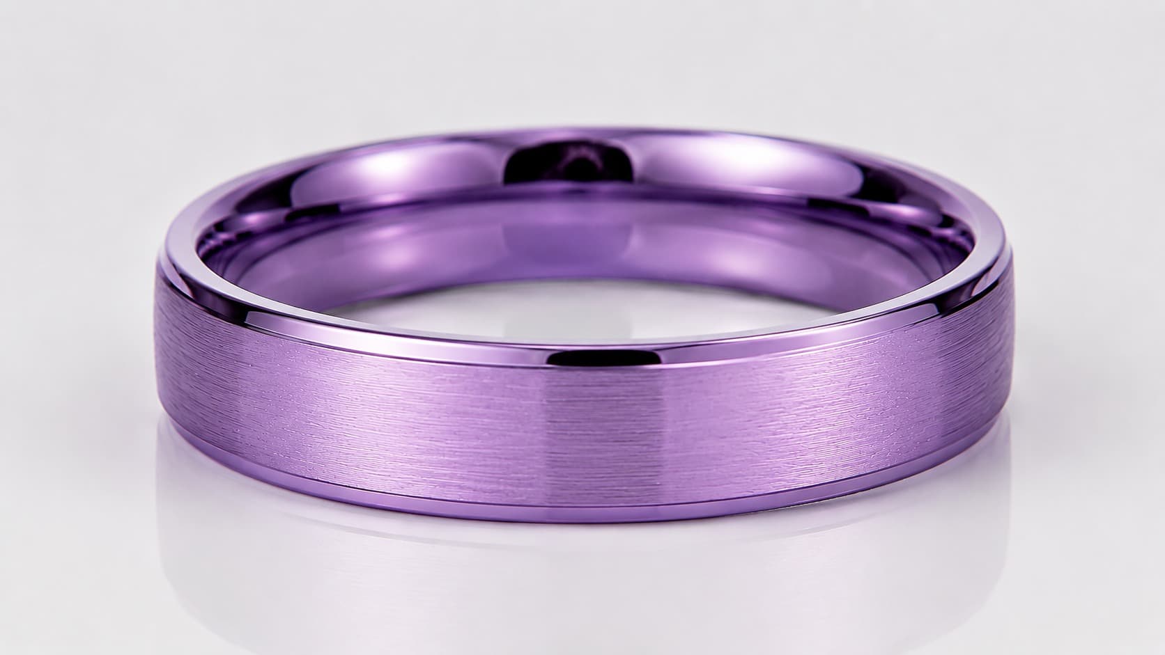 Brushed purple gold ring band with polished edges