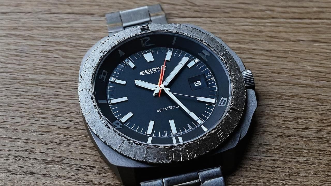 Can You Fix a Scratched Watch Bezel?