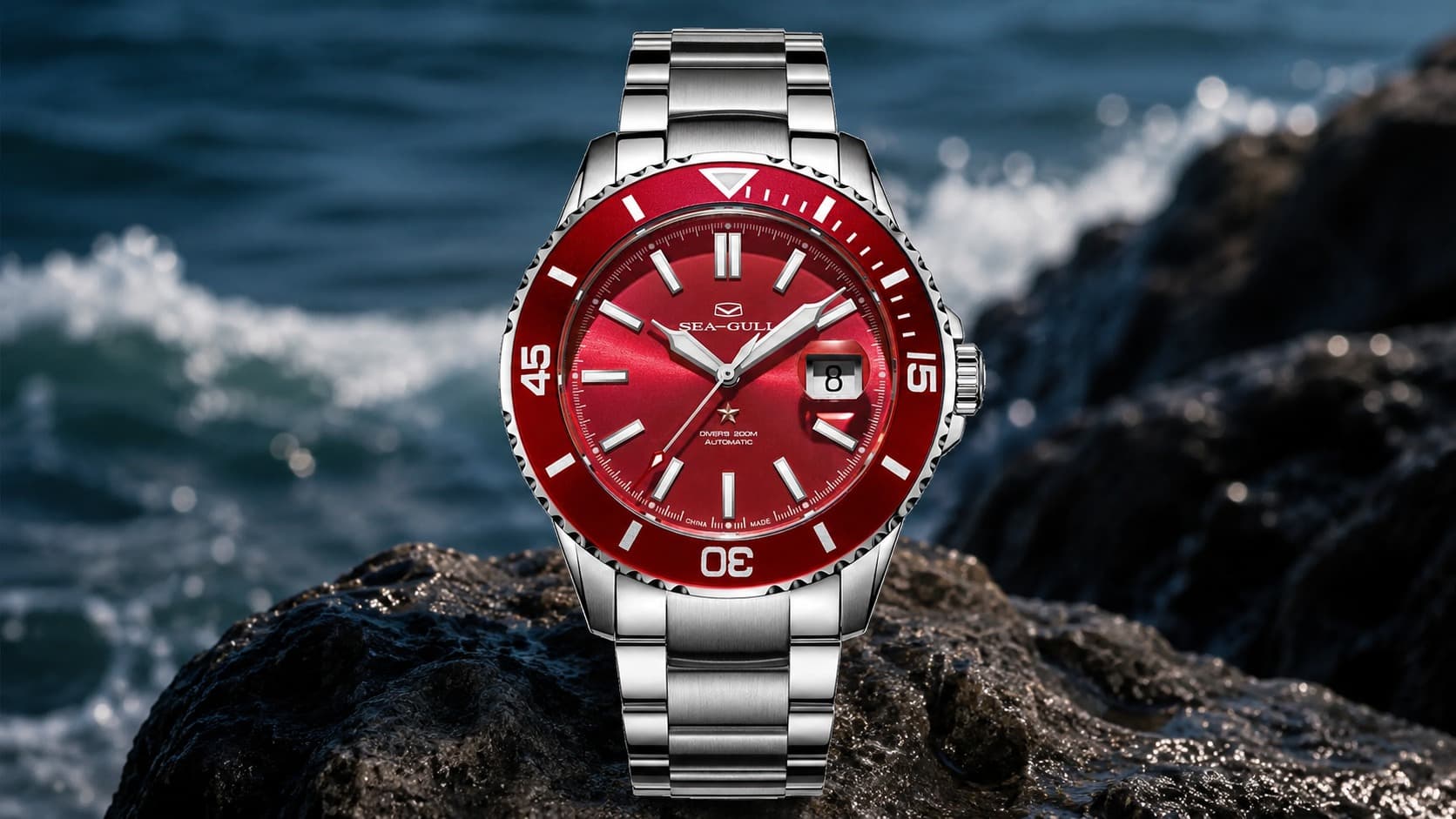 Seagull Ocean Series 816.52.1523 red dial dive watch with steel bracelet, 200m water resistance