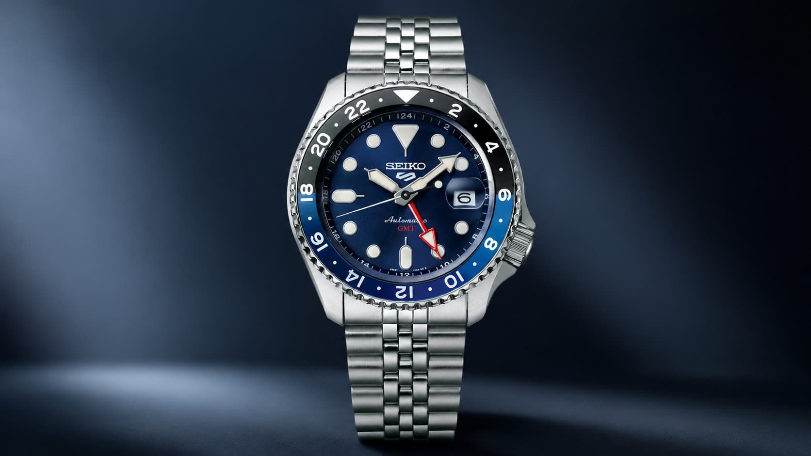 Seiko 5 Sports GMT SSK003K1 automatic watch with blue dial and red GMT hand