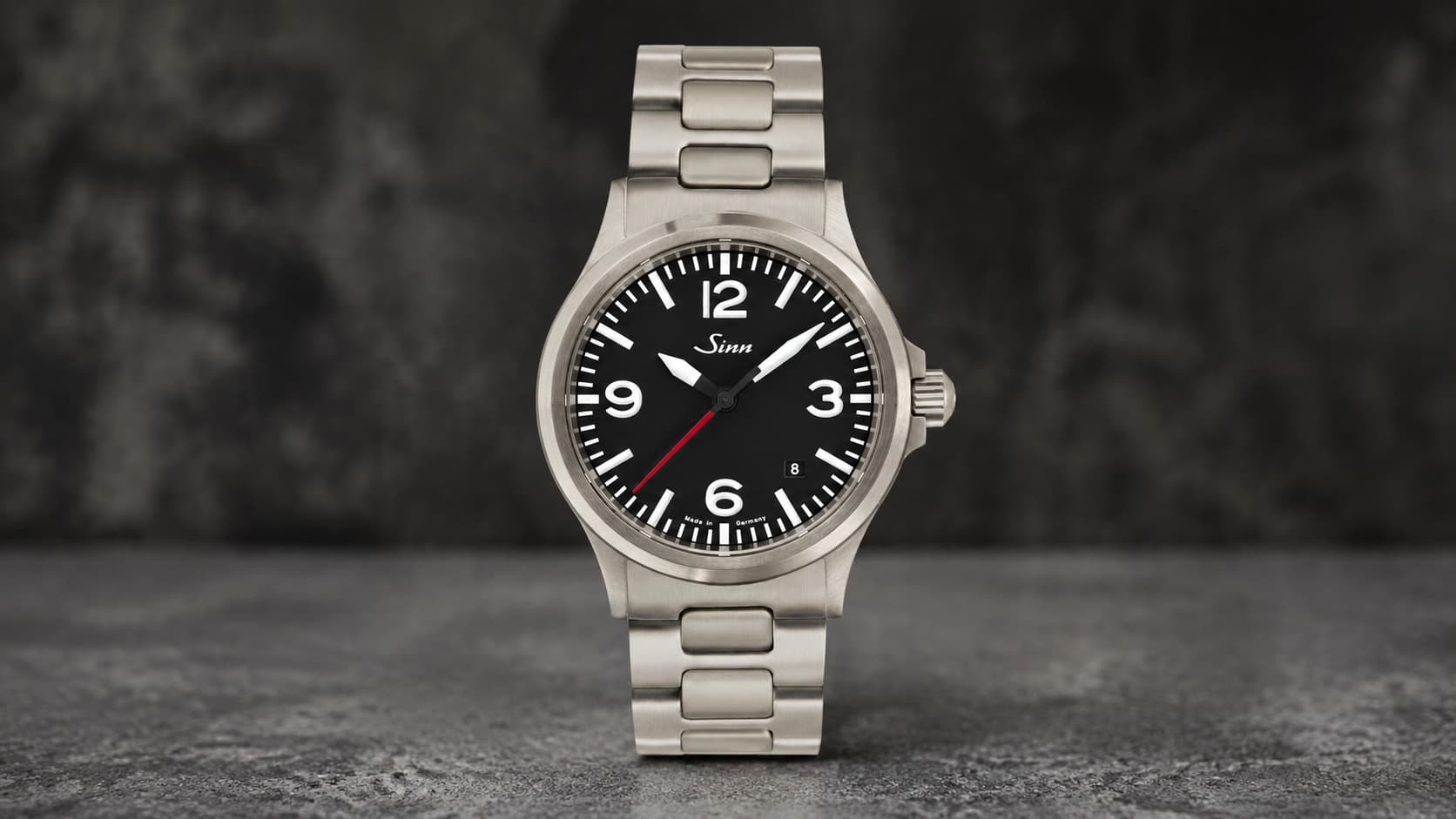 Sinn 556 A RS stainless steel watch with black dial and steel bracelet
