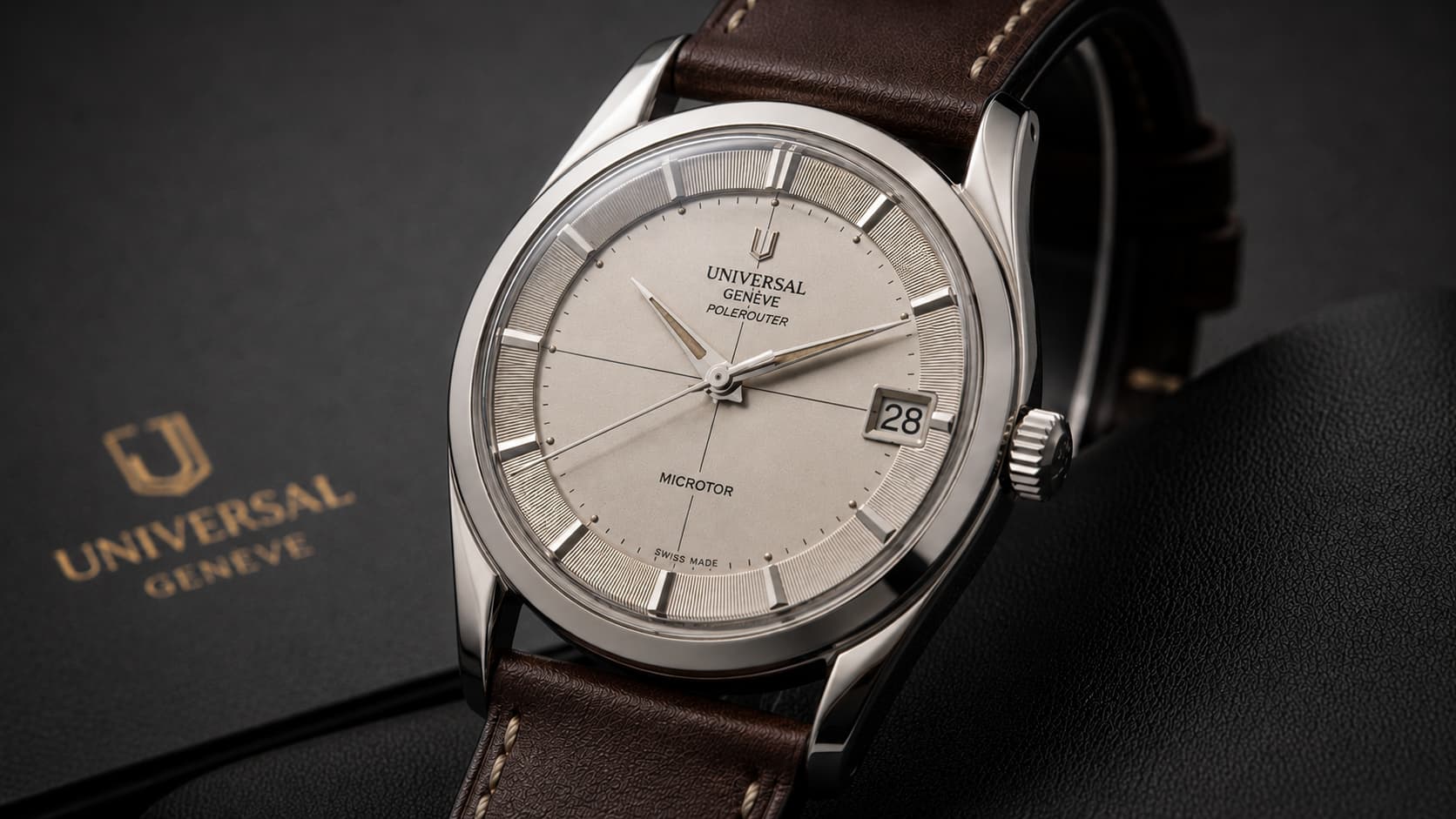 Universal Genève Polerouter steel watch with date window and microtor movement